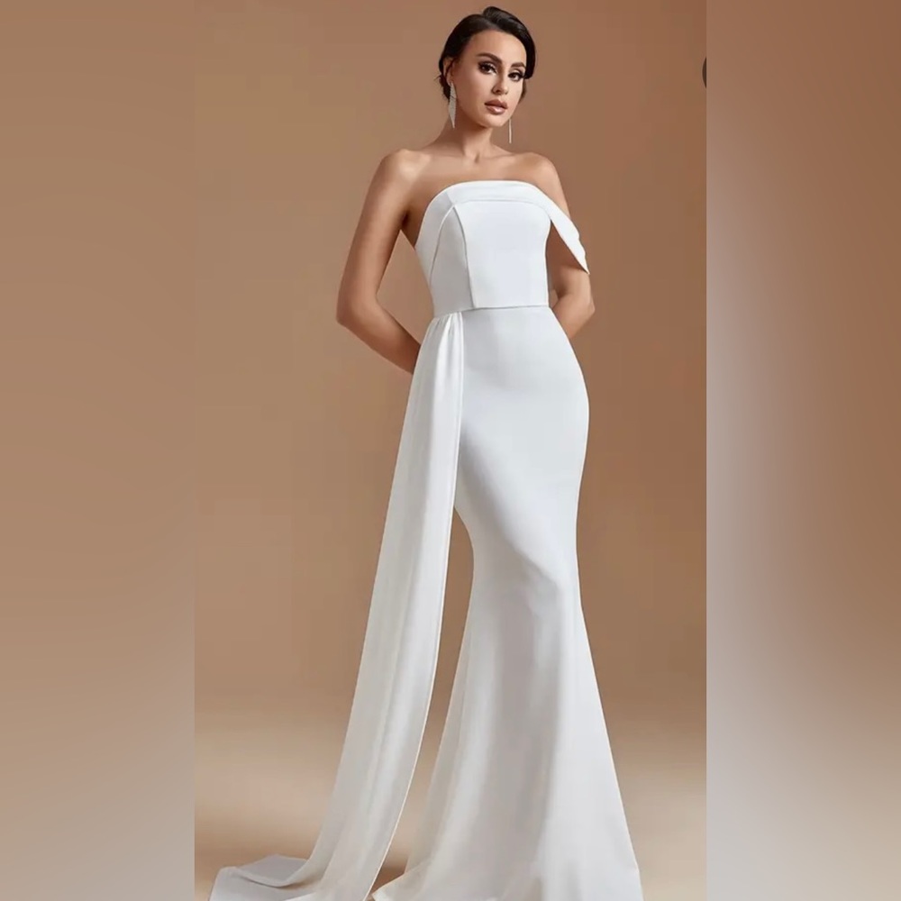 ONE DAY ONLY SALE 
 Wedding Dress